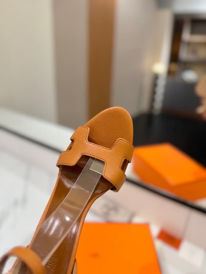 Hermès Classic H Palm Grain Heeled Sandals – 9cm in Black