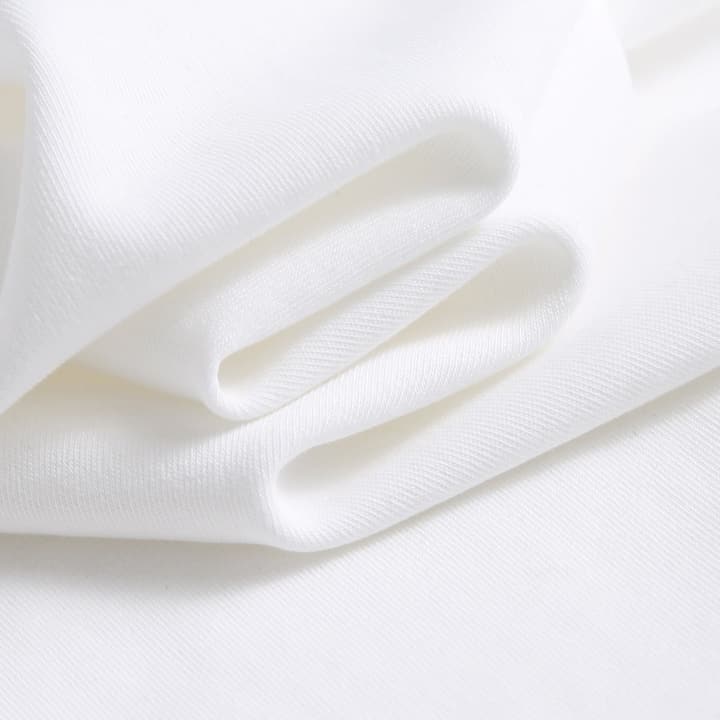 Fendi Leather Patch Contrast-Stitch T-Shirt in White