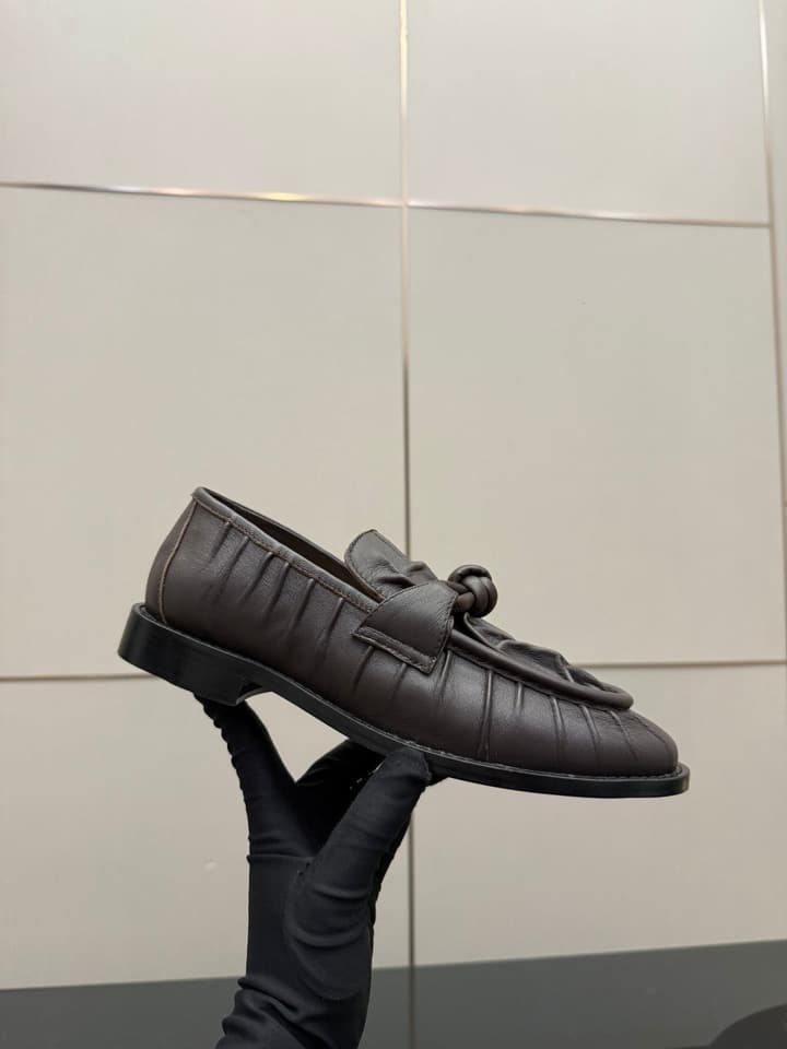 Bottega Veneta Astaire Suede Loafers in Black Leather