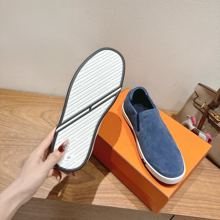 Hermès Classic Lightweight Couple's Slides – SS25 in Black Leather