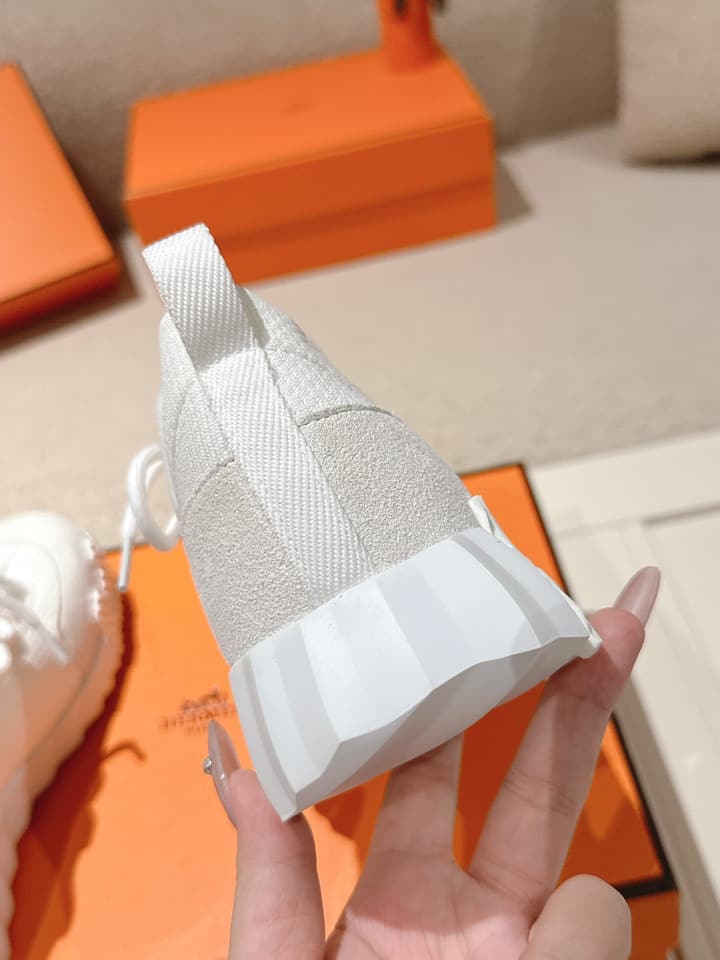 Hermès Classic Couple's Casual Sneakers in All Black