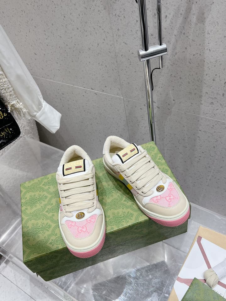 Gucci Screener Series Chunky Unisex Sneakers in Beige With Pastel Stripe And Pink Toe
