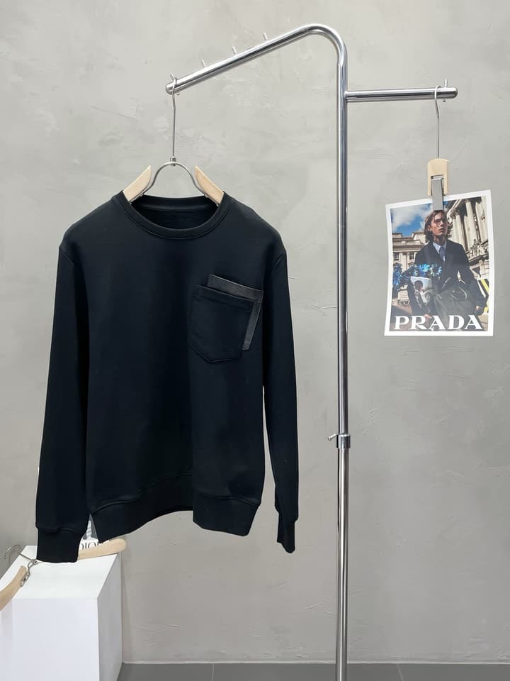 Hermès Men's Premium Casual Sweatshirt in Dark Grey/black With Flap Pocket