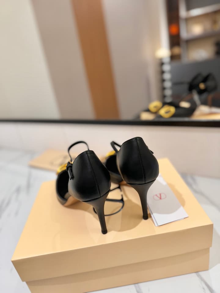 Valentino Garavani VLogo Signature Slingback Sandals in Classic Black