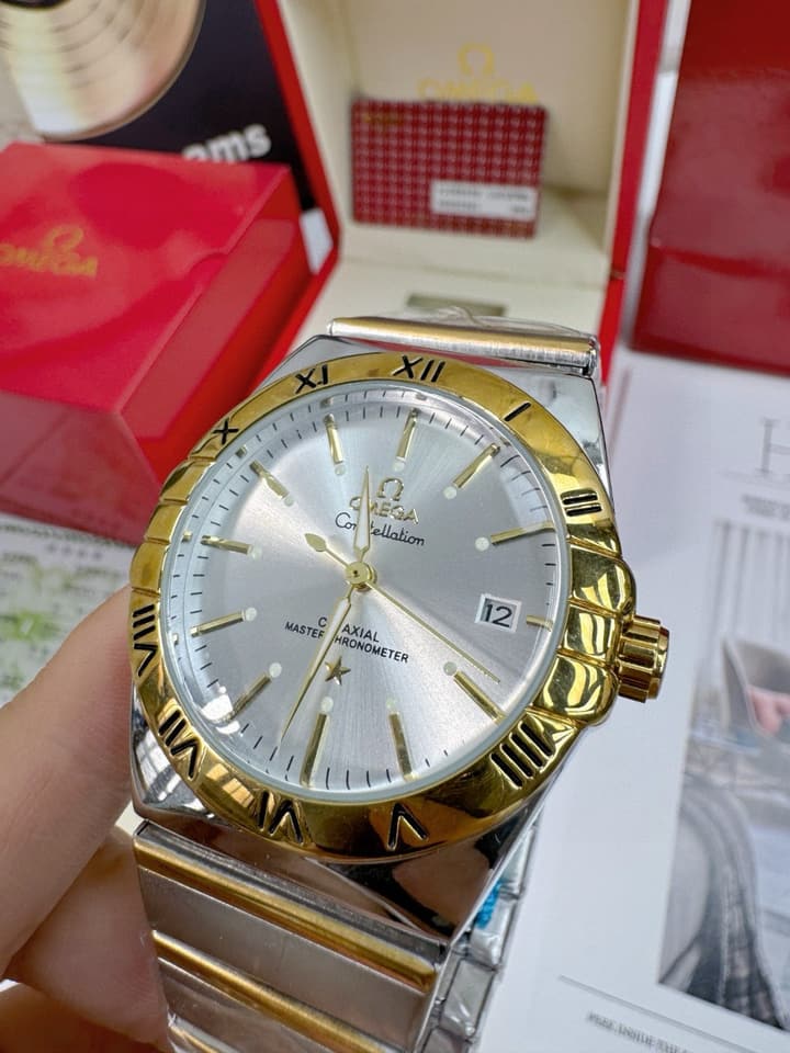 Omega Constellation Mechanical Gold/Blue Dial Watch in Blue Dial 1