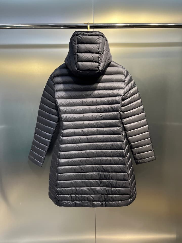 Moncler Waist-Cinching Hooded Down Jacket – Autumn/Winter Collection in Gold