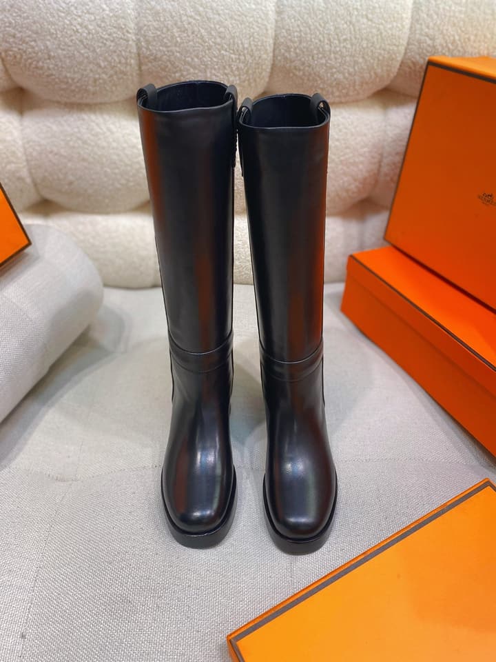 Hermès Horse H Knee-High Equestrian Boots in Black Leather