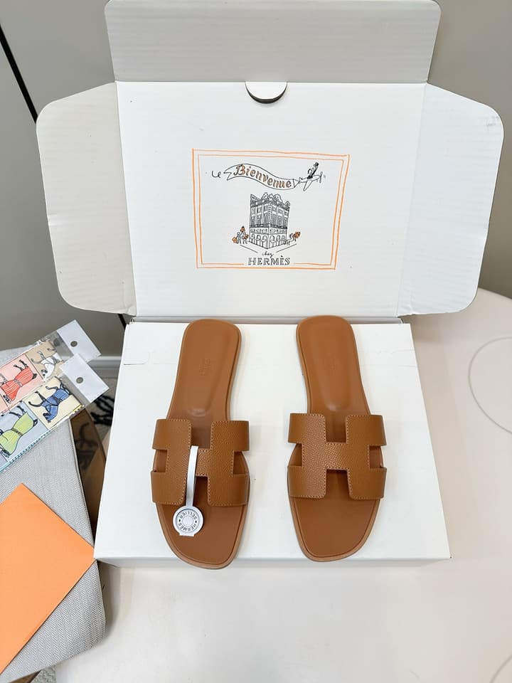 Hermès Fashion Palm-Grain H Slides in Brown