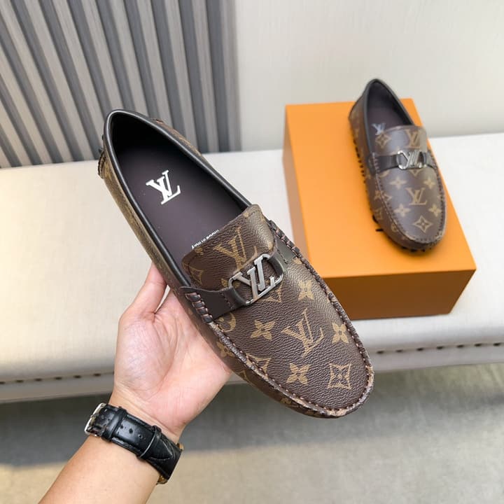 Louis Vuitton Pebbled Leather Driving Shoes in Black Smooth Leather