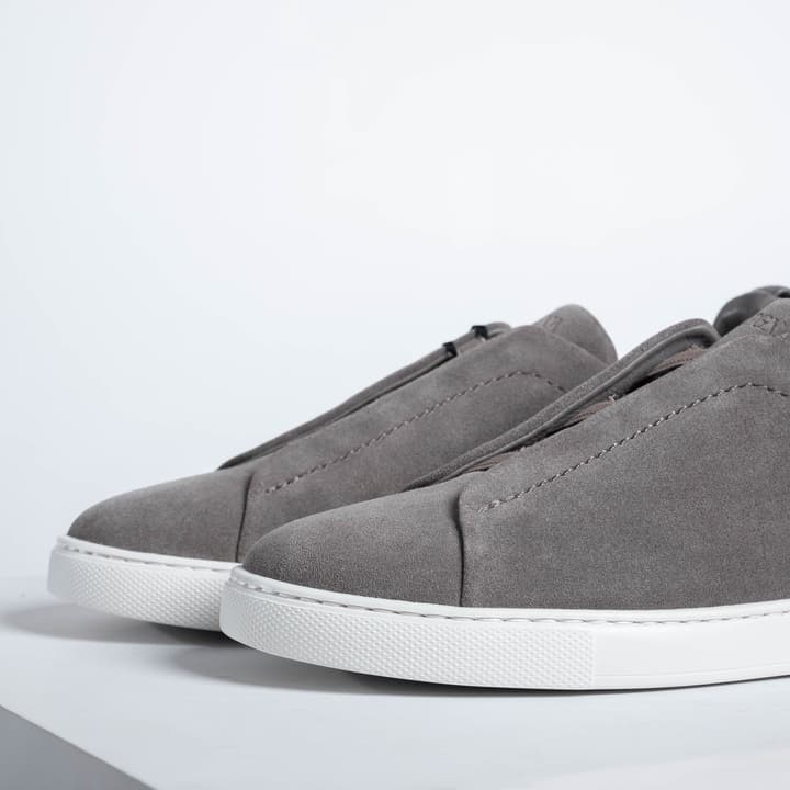 Zegna SECONDSKIN Triple Stitch Low-Top Sneakers in Navy Smooth Leather
