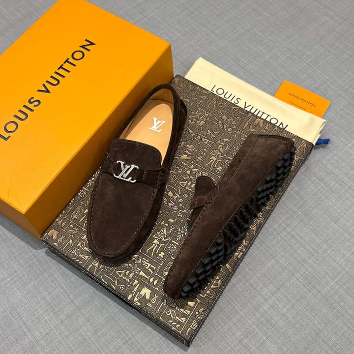 Louis Vuitton Men's Suede Driving Shoes in Black Suede