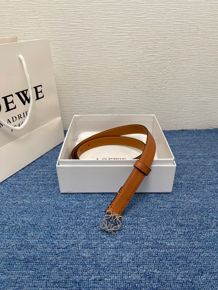 Loewe Calfskin Leather Belt in Black With Gold Buckle