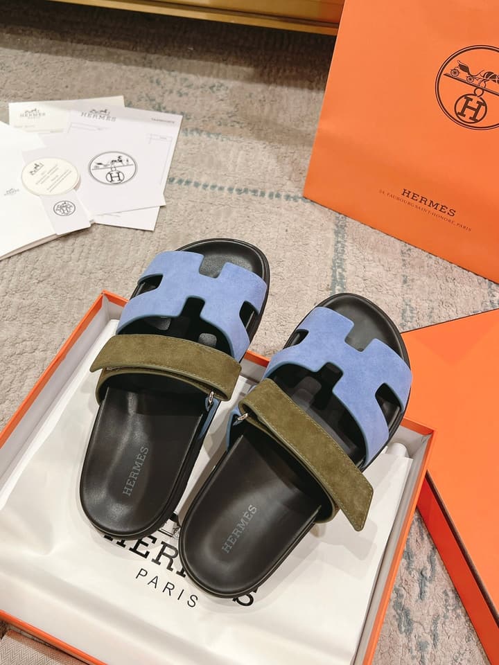 Hermès Chypre Leather Unisex Slides – 2023SS in Blush Pink