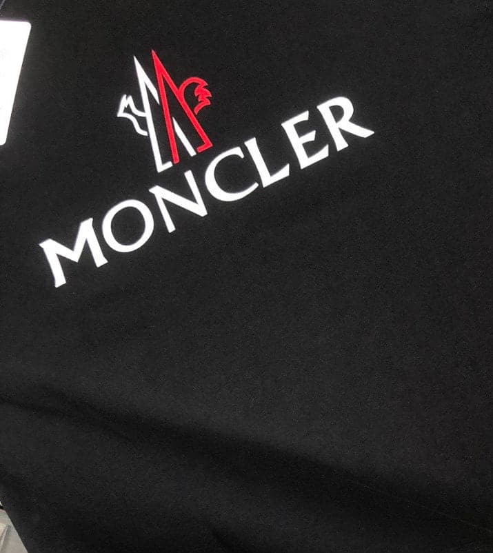 Moncler Classic Logo Print Sweatshirt – 2024 Fall Collection in Black