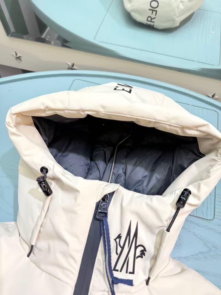 Moncler Kids Detachable Hood Puffer Jacket – 2025FW in Dark Gray