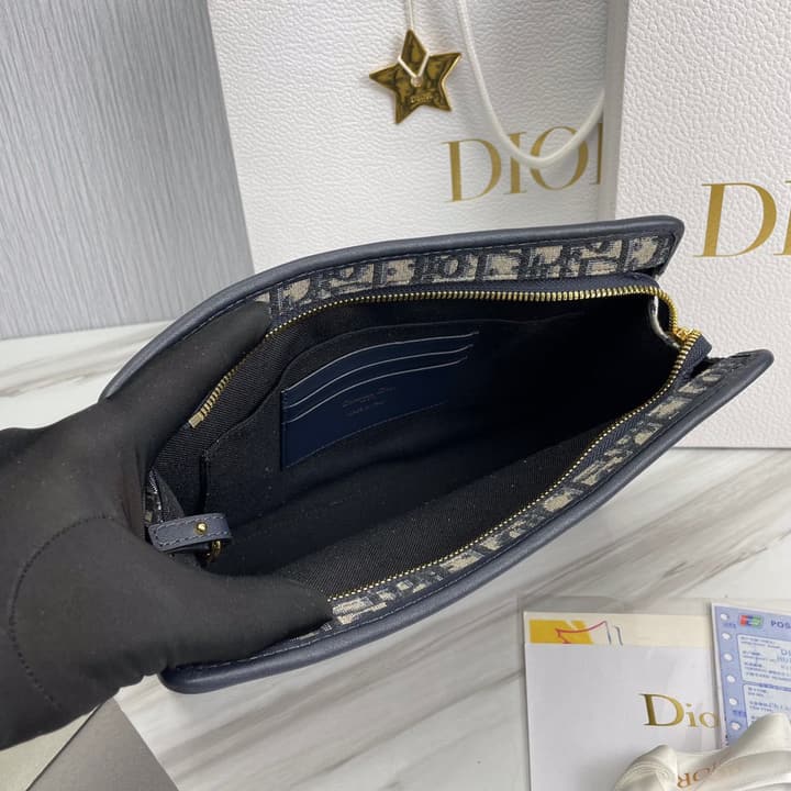 Dior 30 Montaigne Oblique Jacquard Clutch Bag in Beige Oblique