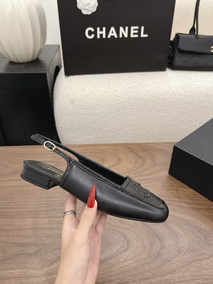 Chanel Leather Flats – 2026