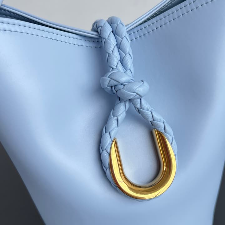 Bottega Veneta Liberta Bucket Bag – 25SS in Black