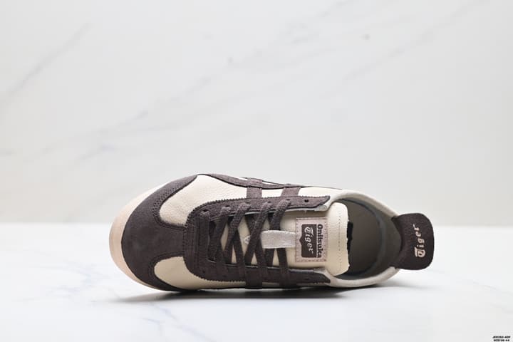 Onitsuka Tiger NIPPON MADE Mexico 66 Deluxe Sneakers in Beige And Dark Brown