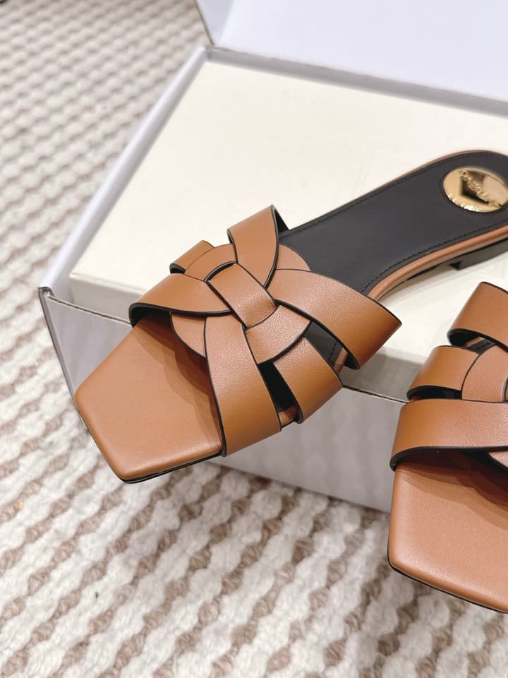 Saint Laurent Melody Square Toe Flat Sandals – 2026SS in Burgundy Patent