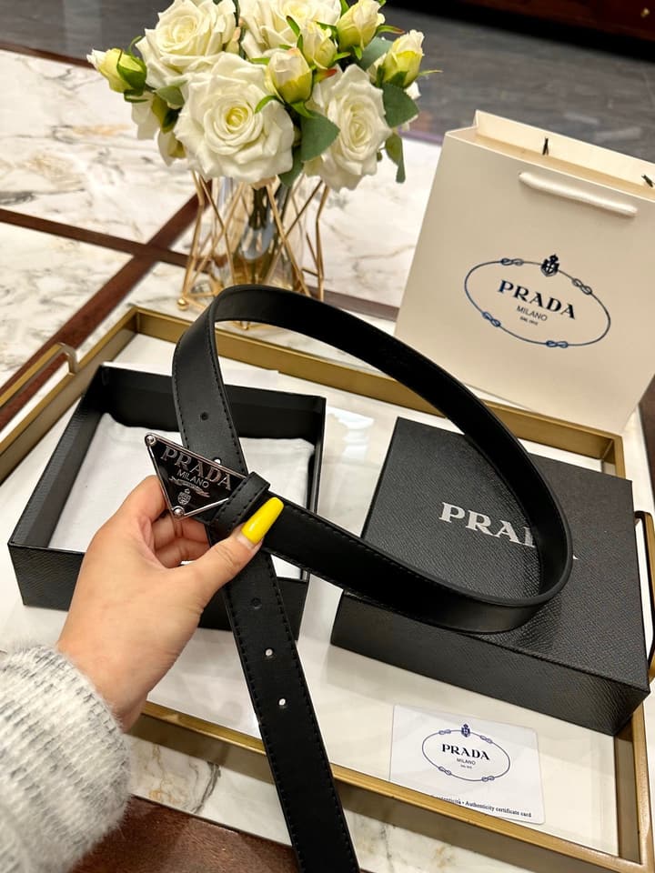Prada Classic Fashion Belt – 3.0cm in Saffiano Black Leather With Silver Buckle