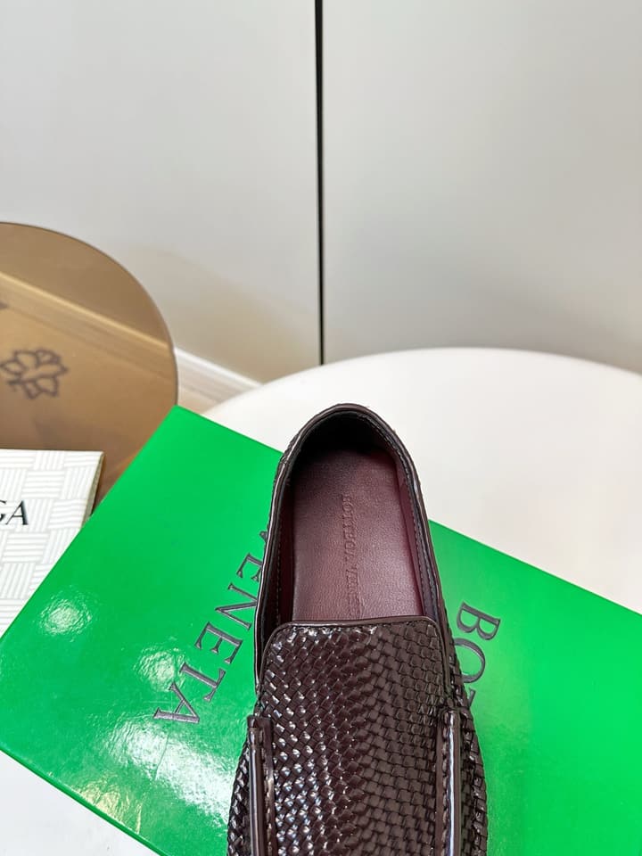 Bottega Veneta Daddy Loafer in Dark Brown