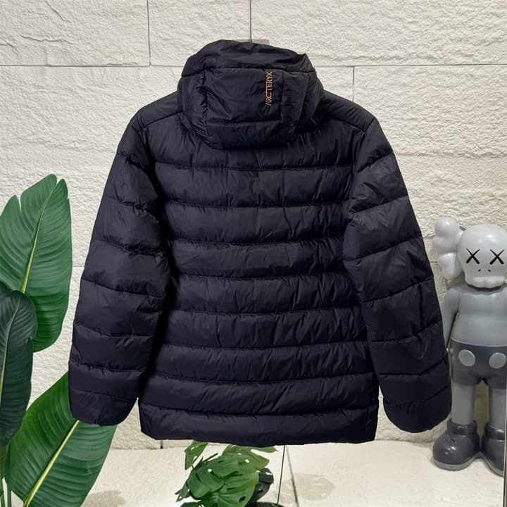 Arc'teryx Thorium AR Hoody Down Jacket in Black With Dark Zipper