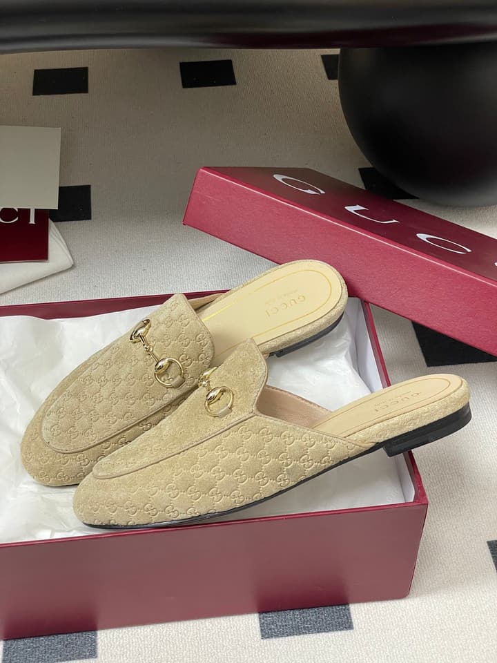 Gucci Princetown Double G Suede Mules – 2025 Fall Collection in Black Suede With Silver Hardware