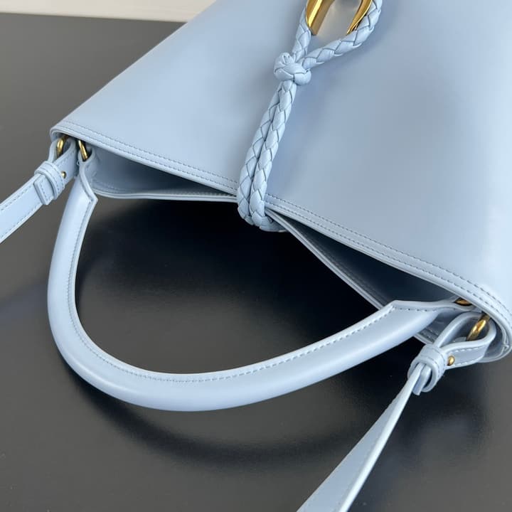 Bottega Veneta Liberta Bucket Bag – 25SS in Black