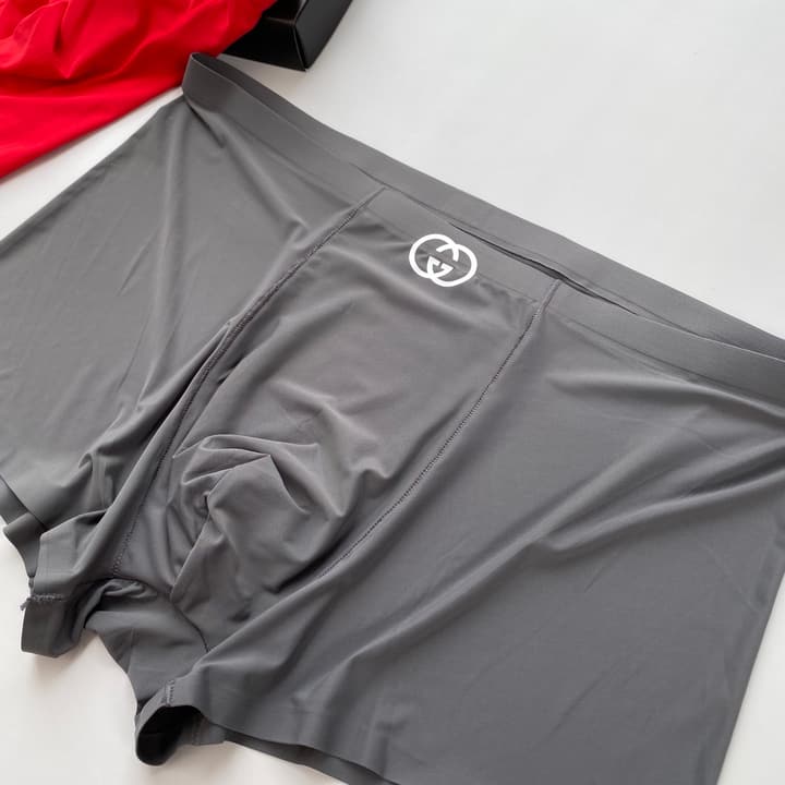 Gucci Seamless Ice Silk Men's Underwear Set