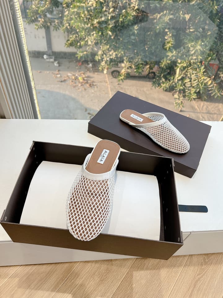 Alaïa Fishnet Mules – 2025 SS