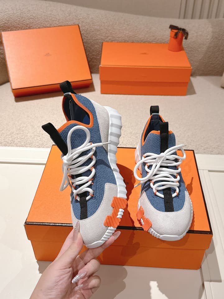 Hermès Classic Couple's Casual Sneakers in All Black