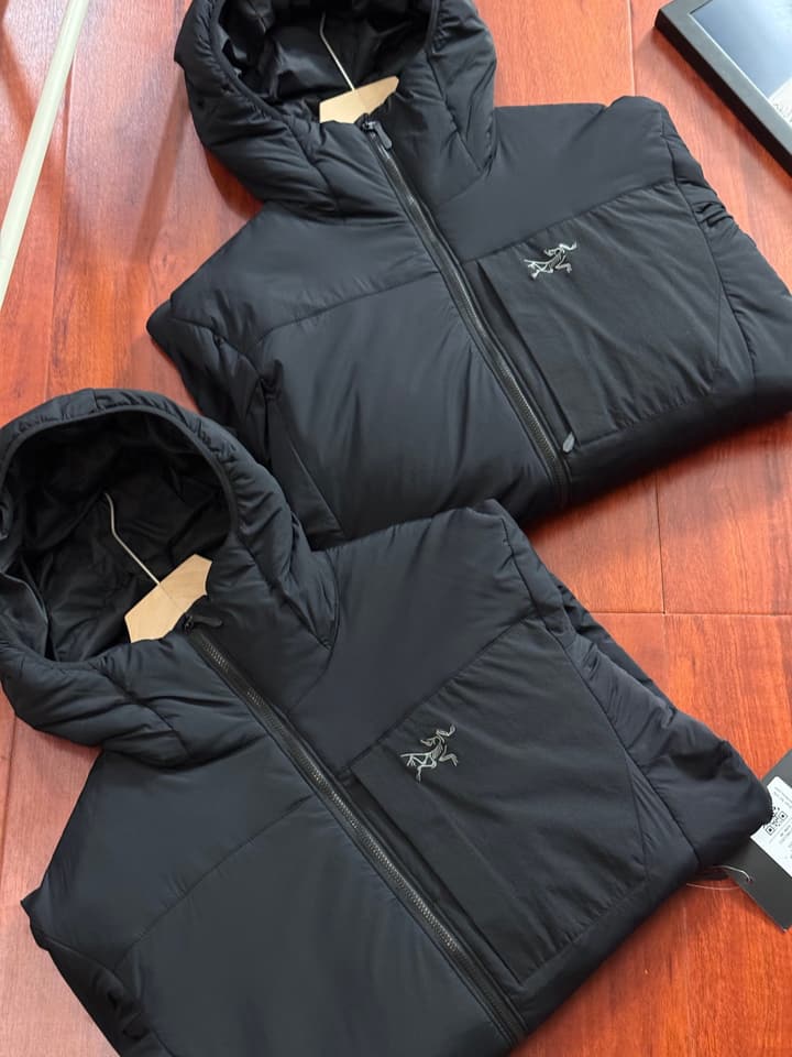 Arc'teryx Proton LT Hoody Insulated Jacket in Classic Black Hoody