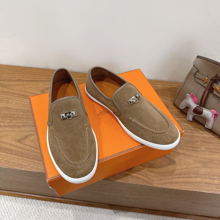 Hermès Classic Unisex Sandals – SS25 New Arrival in Beige