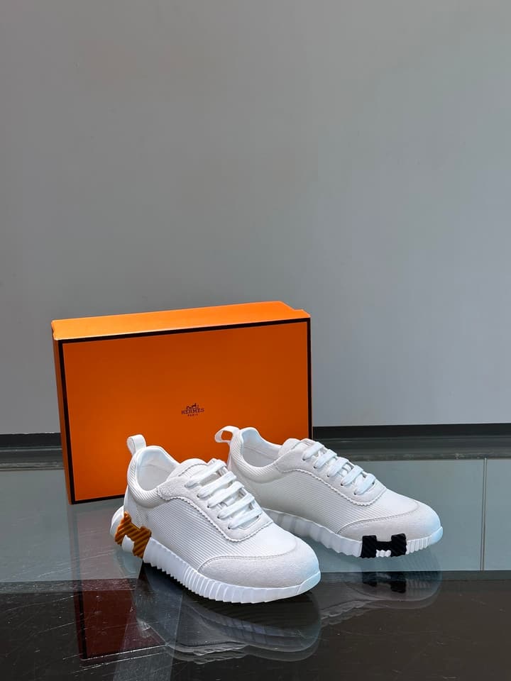 Hermès Bouncing Unisex Sneakers in Black