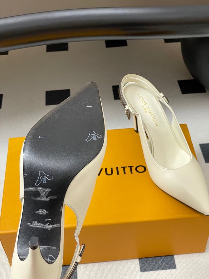 Louis Vuitton Legacy Slingback Pumps – 25SS in Light Grey Patent
