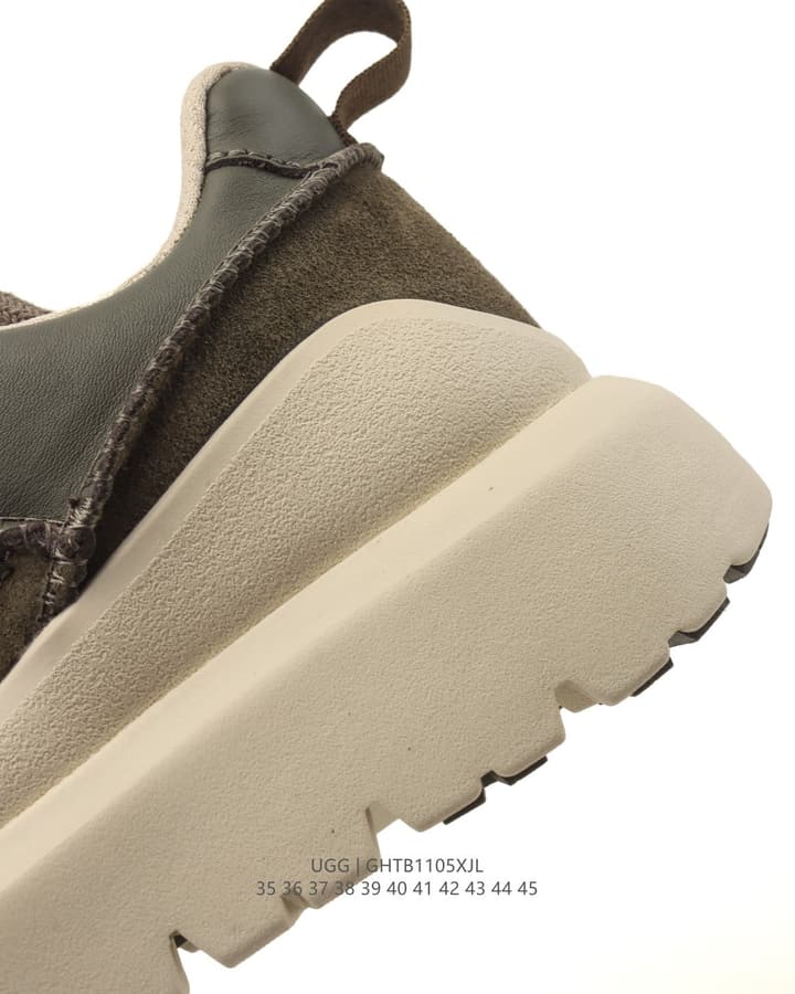 UGG Retro Low-Top Ankle Boots in All Black