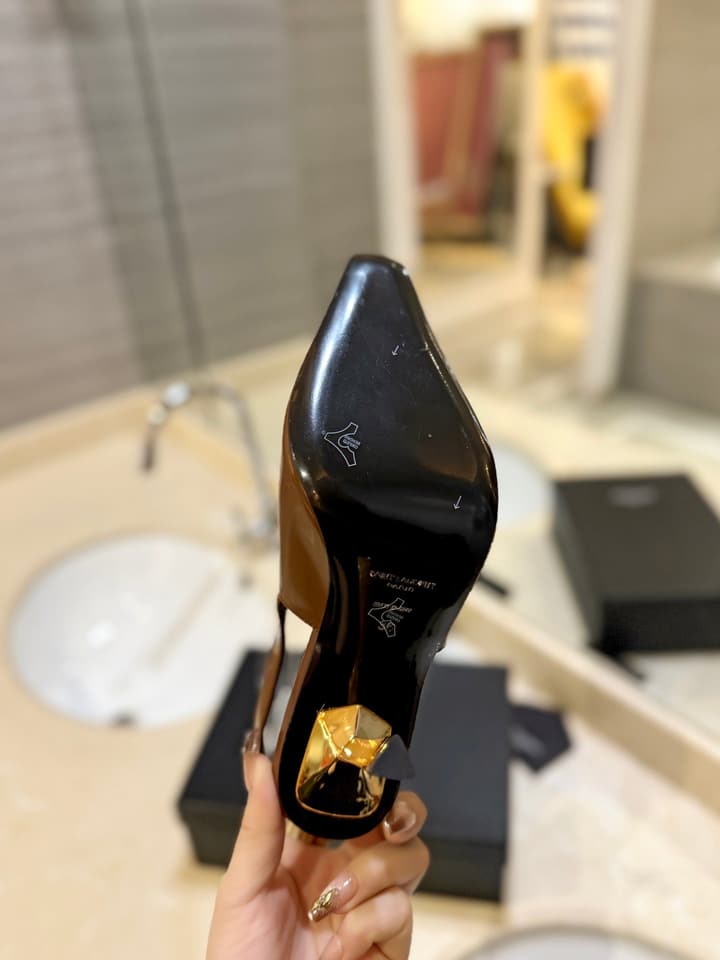 Saint Laurent Square Toe Patent Leather Pumps in Caramel Gloss