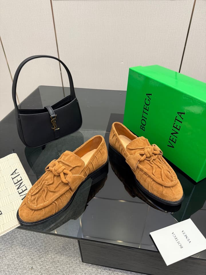 Bottega Veneta Astaire Suede Loafers in Black Leather