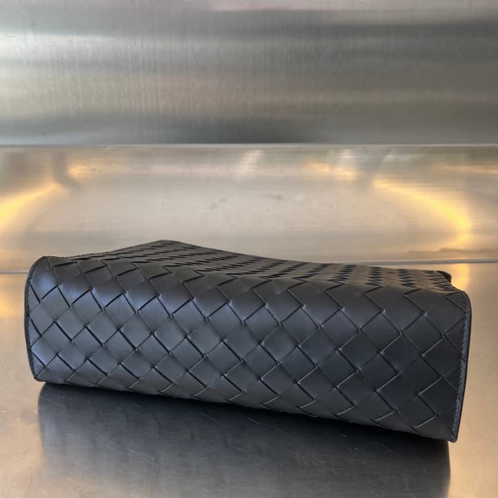 Bottega Veneta Intrecciato Vertical Clutch Bag in Classic Black