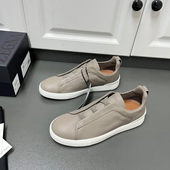 Zegna SECONDSKIN Triple Stitch™ Sneakers in Navy Blue