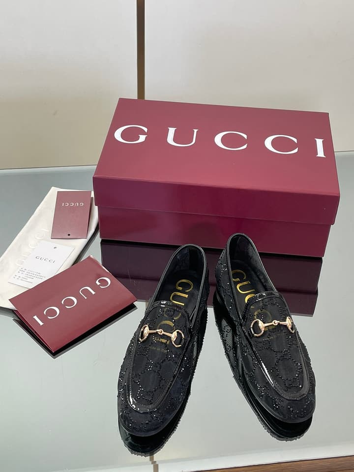 Gucci Patent Leather GG Crystal Loafers – FW25 in Black Patent Crystal Gg