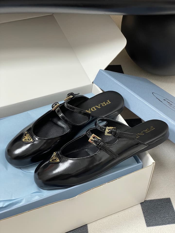 Prada Wrinkled Patent Ballet Flats – 25SS in Leopard Print