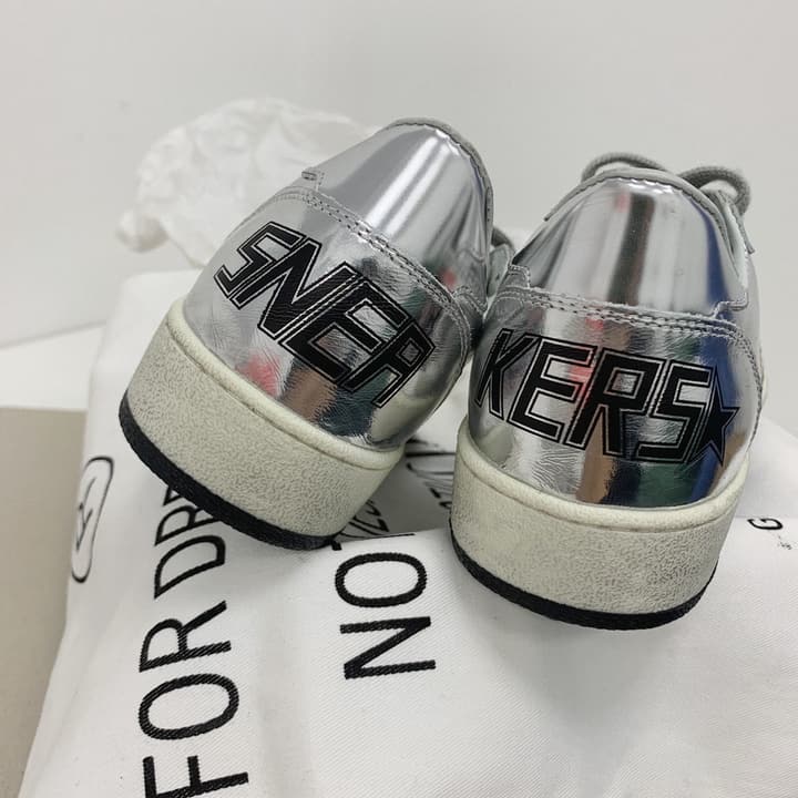 Golden Goose Ball Star Distressed Sneakers – 2023 Spring Collection in Grey Patchwork Black Star