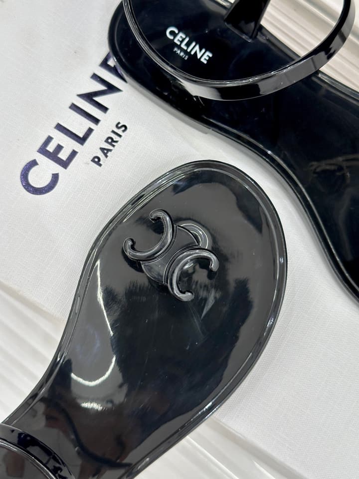 Celine Triomphe Jelly Thong Sandals – 26WF in Black