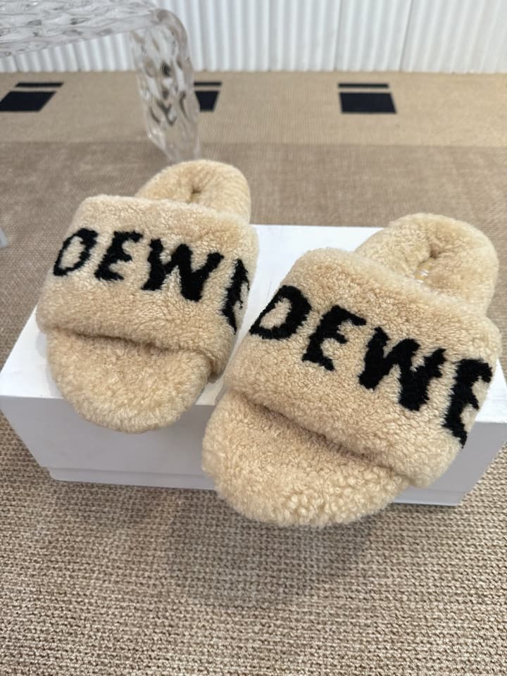 Loewe Classic Autumn/Winter Wool Slippers in Black With White Text