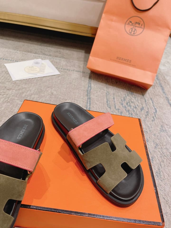 Hermès Chypre Leather Slides – 2023SS