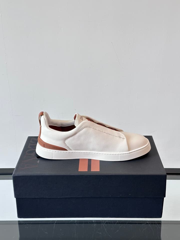 Zegna Men's Low-Top Leather Sneakers in Black & White