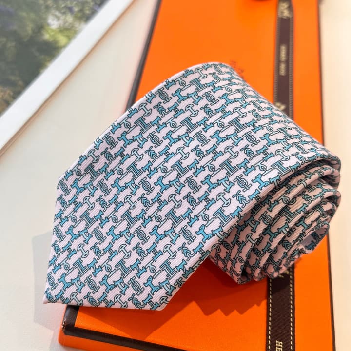 Hermès Men's Printed Silk Tie Series in Light Aqua Patterned