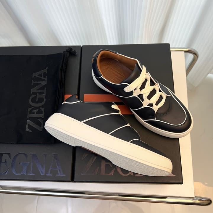 Zegna TIZIANO Calfskin Low-Top Sneakers in Black With White Sole